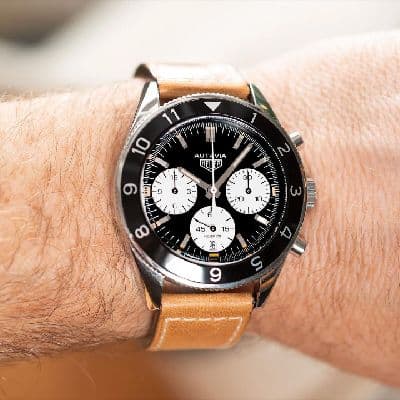 https://cmv360.s3.ap-southeast-1.amazonaws.com/Tag_Heuer_Heuer_Heritage_CBE_2110_FC_8226_3571c35e1a.jpg